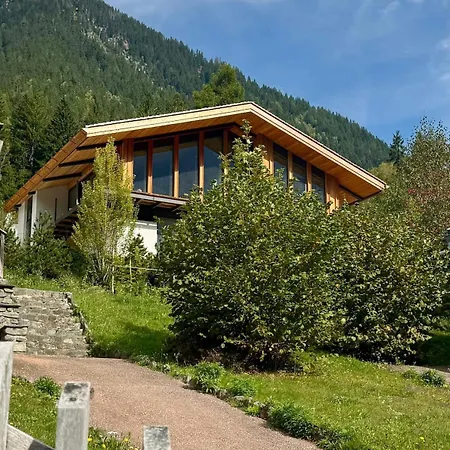 Acorn Chalet *